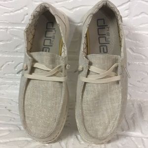Women’s Hey Dude Shoes Size 7